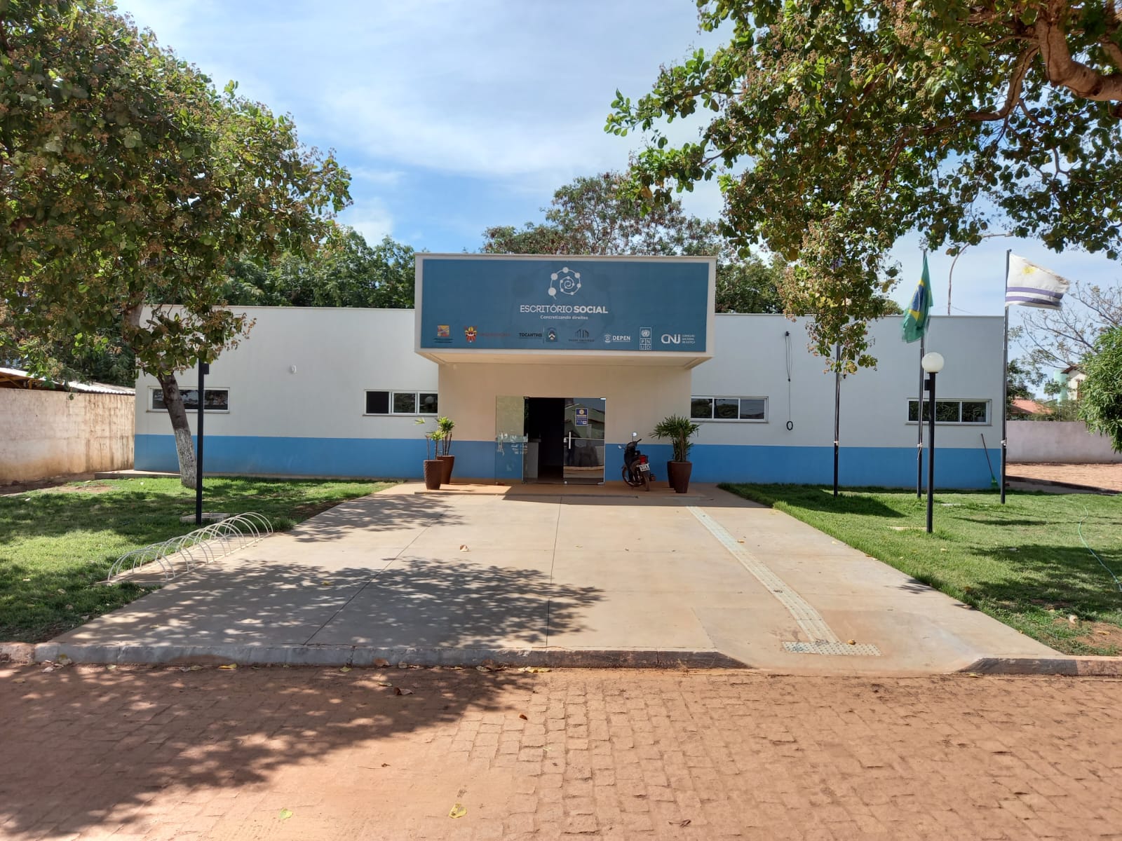 Fachada do Escritório Social