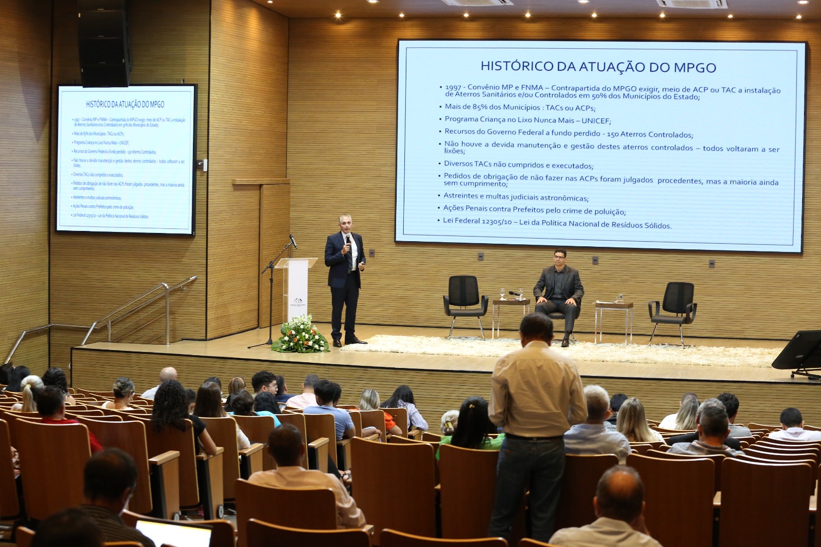 Painel discutiu gestão integrada de resíduos sólidos com foco no encerramento dos lixões