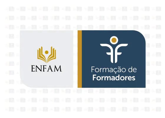Imagem colorida (azul escuro, branco e amarelo) onde no fundo tem padrões em quadrado com os dizeres Enfam e Formação de Formadores