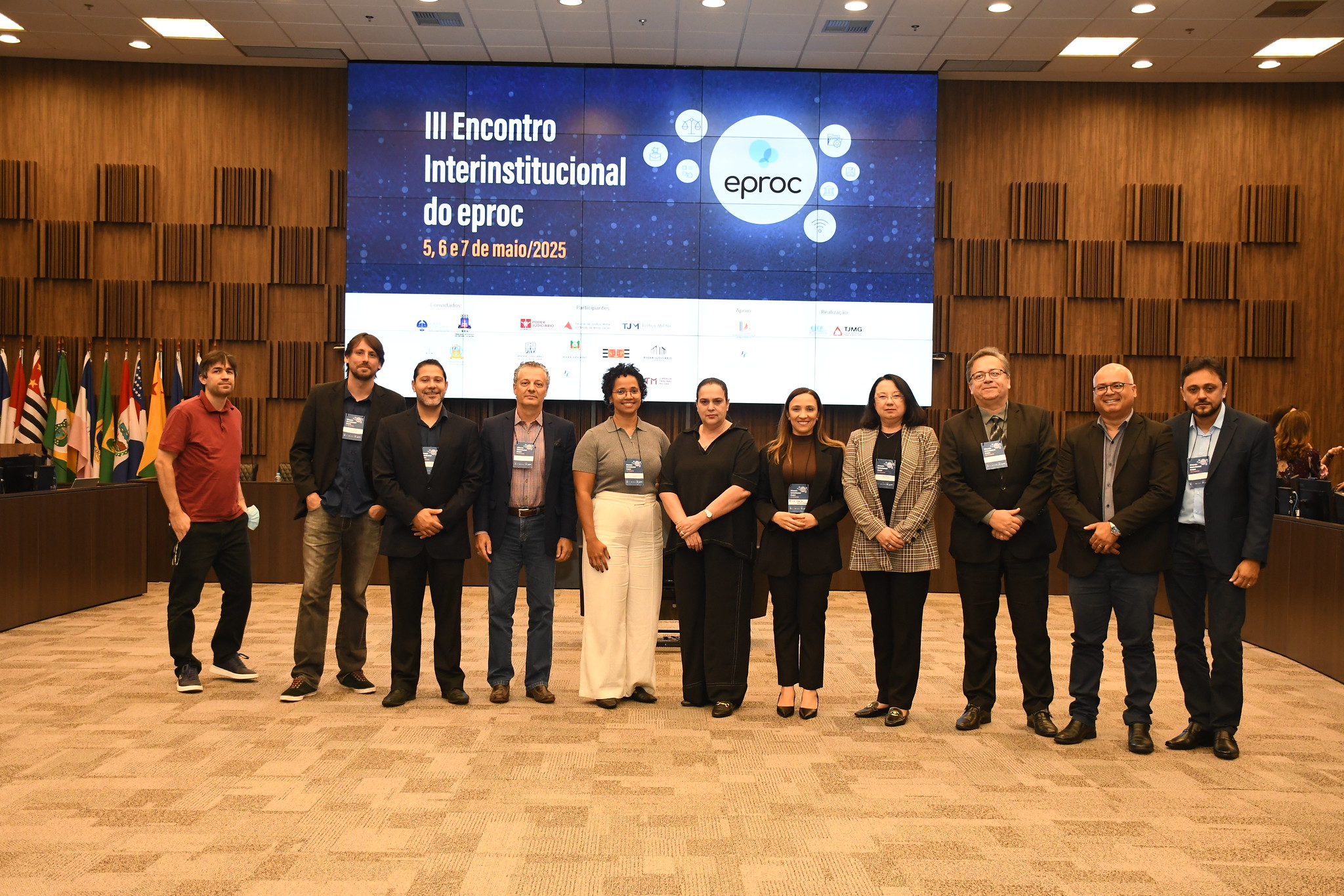 Foto da comitiva do Tocantins, formada por 11 pessoas, que participam do encontro do eproc