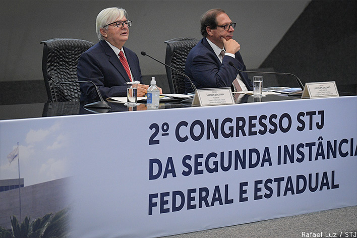 Presidente do STJ, ministro Herman Benjamin, e vice, ministro Luis Felipe Salomão, participam do encerramento do congresso