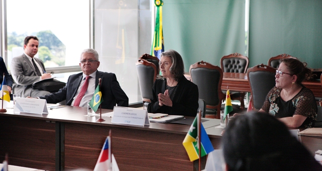 bancoImagemFotoAudiencia AP 343169