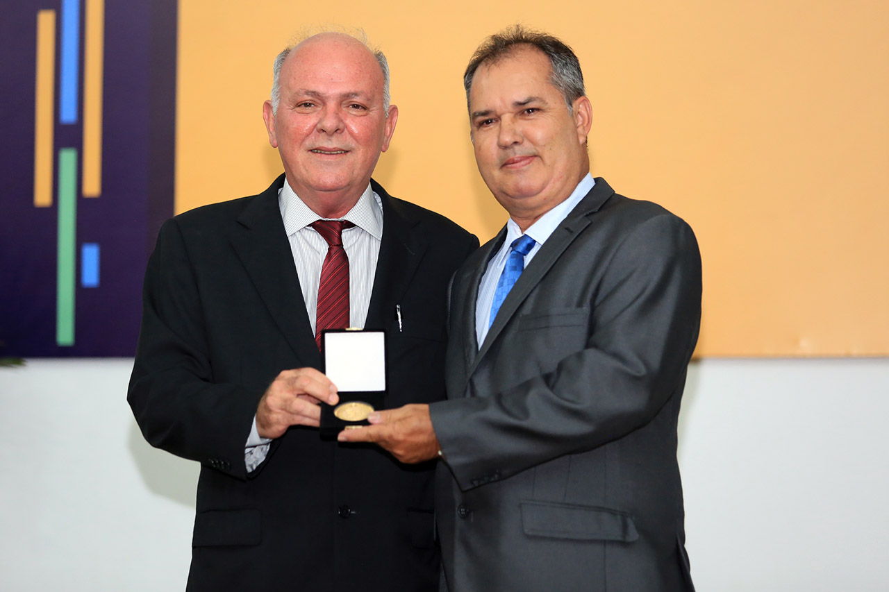 amagicaemservir tarde 00018