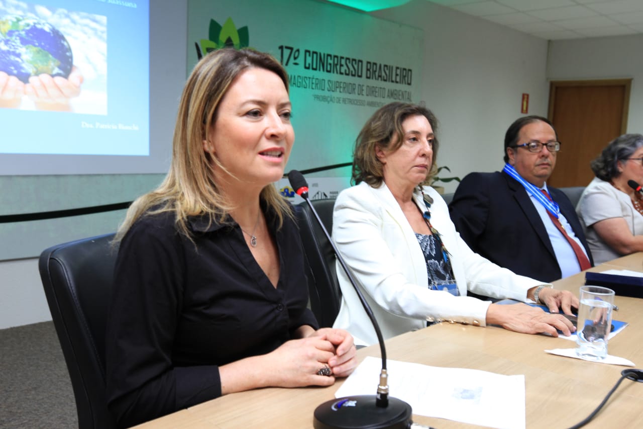 ea93a33c 5647 47df a2b7 28976788ded9