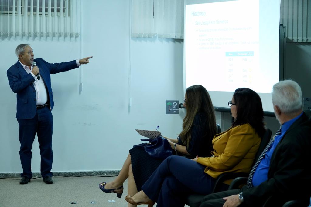 87C282AD 2B2B 45C1 A37B 2D7FBBDD479F